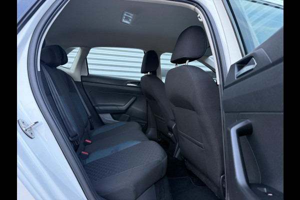 Volkswagen Polo 1.0 TSI Highline Business R 1e Eigenaar,Navi,Airco,Cruise,PDC V+A,Trekhaak,Bluetooth,Dodehoek,APK tot 08-2027