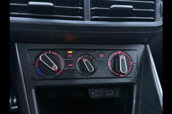 Volkswagen Polo 1.0 TSI Highline Business R 1e Eigenaar,Navi,Airco,Cruise,PDC V+A,Trekhaak,Bluetooth,Dodehoek,APK tot 08-2027