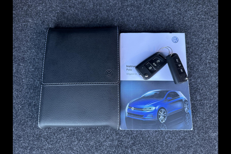 Volkswagen Polo 1.0 TSI Highline Business R 1e Eigenaar,Navi,Airco,Cruise,PDC V+A,Trekhaak,Bluetooth,Dodehoek,APK tot 08-2027