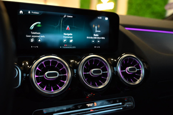Mercedes-Benz B-Klasse 250 e Luxury Limited - Leer - Memory - Ambianceverlichting - Stoelverwarming - Panoramadak -
