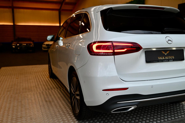 Mercedes-Benz B-Klasse 250 e Luxury Limited - Leer - Memory - Ambianceverlichting - Stoelverwarming - Panoramadak -