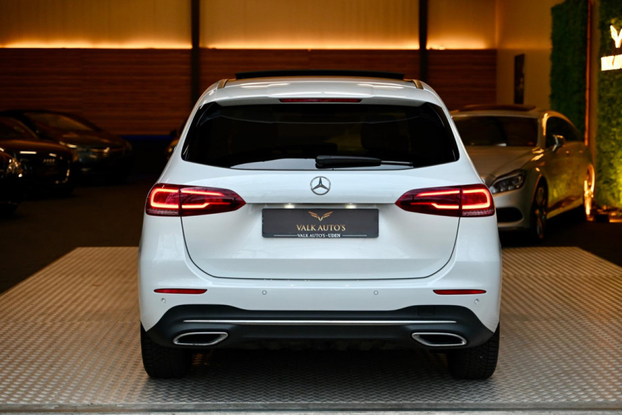 Mercedes-Benz B-Klasse 250 e Luxury Limited - Leer - Memory - Ambianceverlichting - Stoelverwarming - Panoramadak -