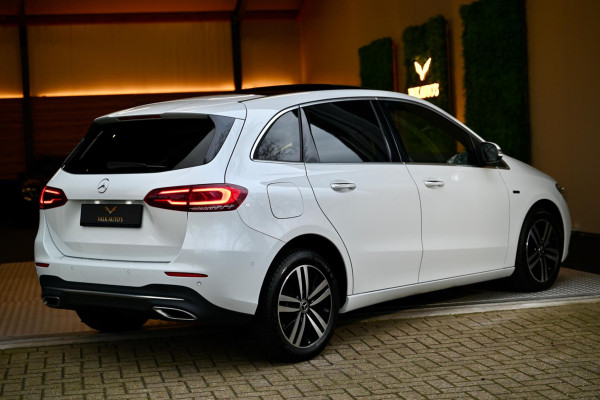 Mercedes-Benz B-Klasse 250 e Luxury Limited - Leer - Memory - Ambianceverlichting - Stoelverwarming - Panoramadak -