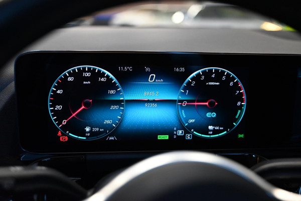 Mercedes-Benz B-Klasse 250 e Luxury Limited - Leer - Memory - Ambianceverlichting - Stoelverwarming - Panoramadak -