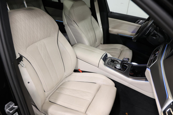 BMW X5 xDrive45e PANORAMA SKY LOUNGE TREKHAAK MASSAGE