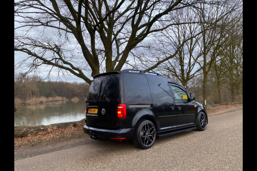 Volkswagen Caddy 2.0 TDI L1H1 180 PK Trendline Schuifdeur