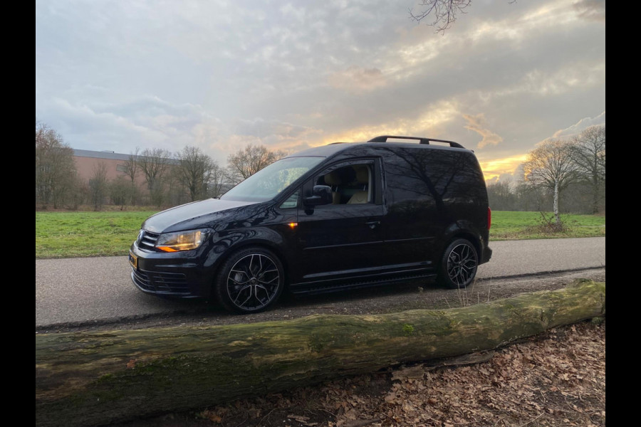 Volkswagen Caddy 2.0 TDI L1H1 180 PK Trendline Schuifdeur