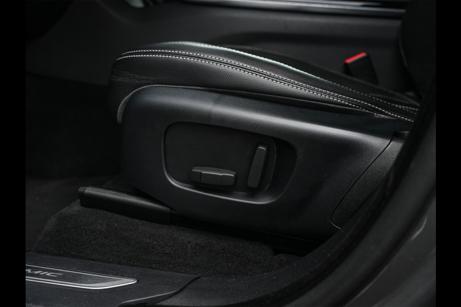 Land Rover Range Rover Velar 2.0 P300 Turbo AWD R-Dynamic HSE · Trekhaak · Memory Seats · Meridian Surround · Head Up · 360 Camera · Blis · Keyless · Ambianc