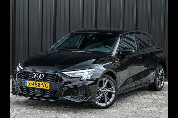 Audi A3 Sportback 45 TFSI e S edition Competition · Black Optic · S Seats · Keyless · Led · Adaptive Cruise