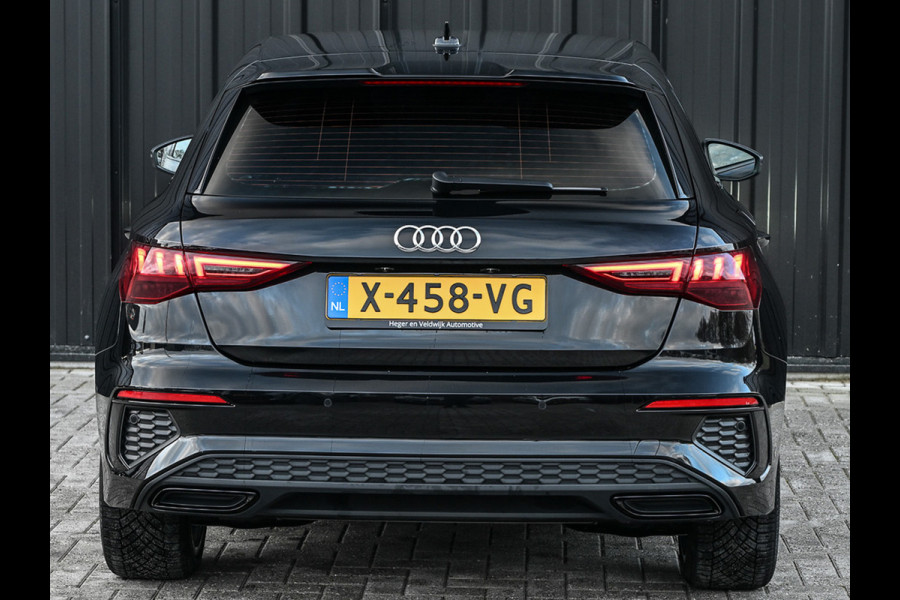 Audi A3 Sportback 45 TFSI e S edition Competition · Black Optic · S Seats · Keyless · Led · Adaptive Cruise