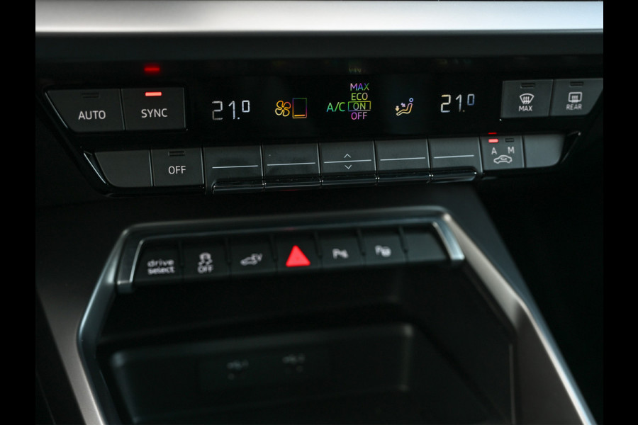 Audi A3 Sportback 45 TFSI e S edition Competition · Black Optic · S Seats · Keyless · Led · Adaptive Cruise