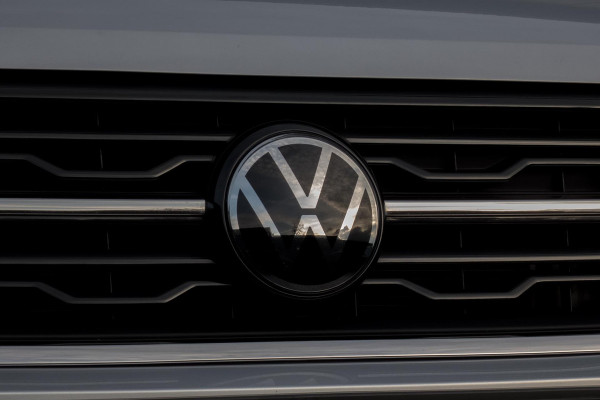 Volkswagen T-Cross 1.0 TSI GOAL | AFNEEMBARE TREKHAAK | ADAPTIEVE CRUISE CONTROL | SIDE ASSIST | APPLE CARPLAY / ANDROID AUTO