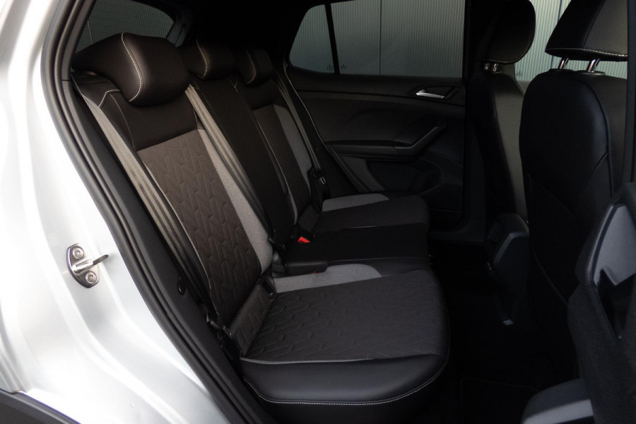 Volkswagen T-Cross 1.0 TSI GOAL | AFNEEMBARE TREKHAAK | ADAPTIEVE CRUISE CONTROL | SIDE ASSIST | APPLE CARPLAY / ANDROID AUTO