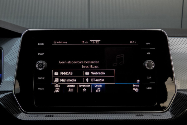 Volkswagen T-Cross 1.0 TSI GOAL | AFNEEMBARE TREKHAAK | ADAPTIEVE CRUISE CONTROL | SIDE ASSIST | APPLE CARPLAY / ANDROID AUTO