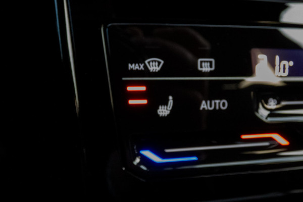 Volkswagen T-Cross 1.0 TSI GOAL | AFNEEMBARE TREKHAAK | ADAPTIEVE CRUISE CONTROL | SIDE ASSIST | APPLE CARPLAY / ANDROID AUTO