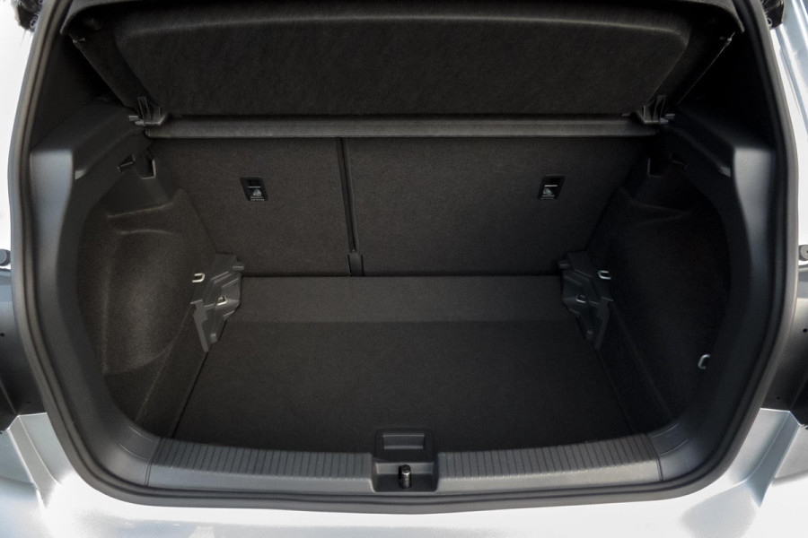 Volkswagen T-Cross 1.0 TSI GOAL | AFNEEMBARE TREKHAAK | ADAPTIEVE CRUISE CONTROL | SIDE ASSIST | APPLE CARPLAY / ANDROID AUTO