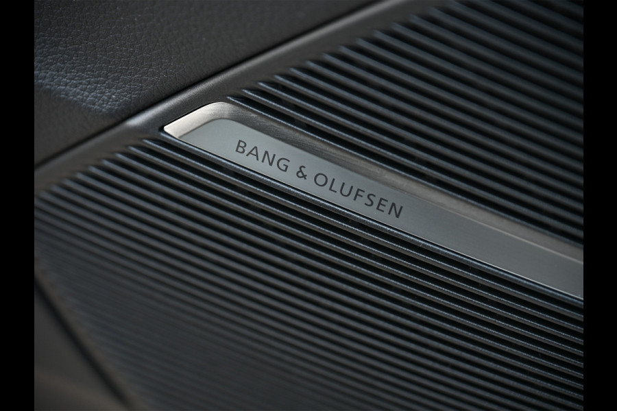 Audi Q8 60 TFSI e Competition · Audi Exclusive · S-seats met massage · Panoramadak · Adaptive cruise · Stoelverwarming en ventilatie · A