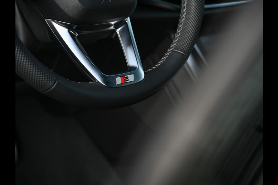 Audi Q8 60 TFSI e Competition · Audi Exclusive · S-seats met massage · Panoramadak · Adaptive cruise · Stoelverwarming en ventilatie · A