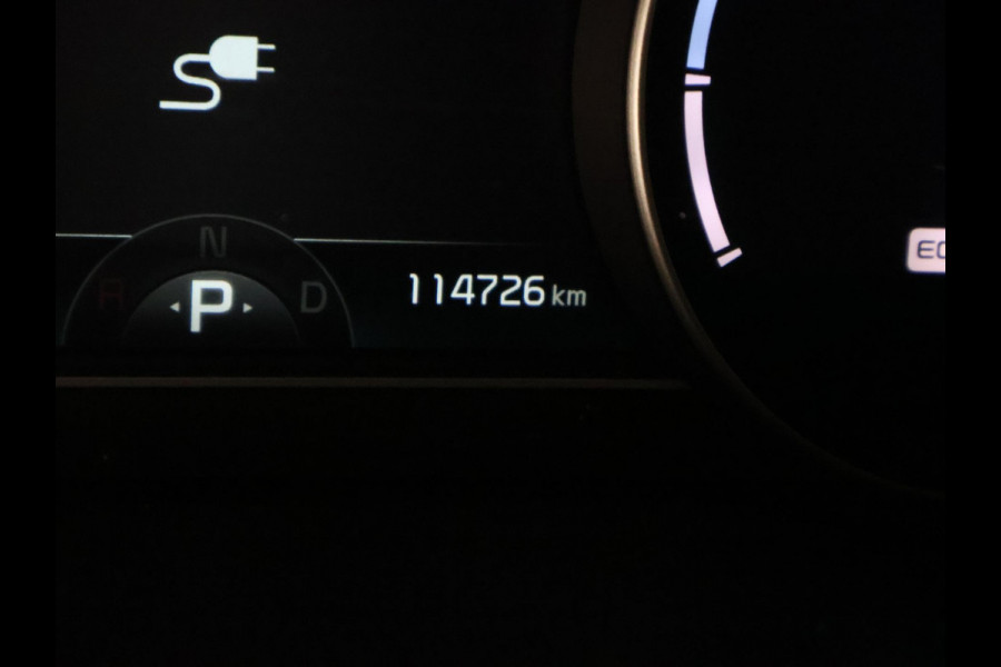 Kia e-Niro DynamicLine 64 kWh | SOH 100% ACCU | 450 km actieradius | Stuur-/Stoelverwarming | Navigatie | Camera | Half Leder |