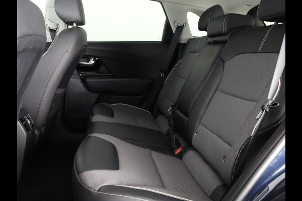 Kia e-Niro DynamicLine 64 kWh | SOH 100% ACCU | 450 km actieradius | Stuur-/Stoelverwarming | Navigatie | Camera | Half Leder |