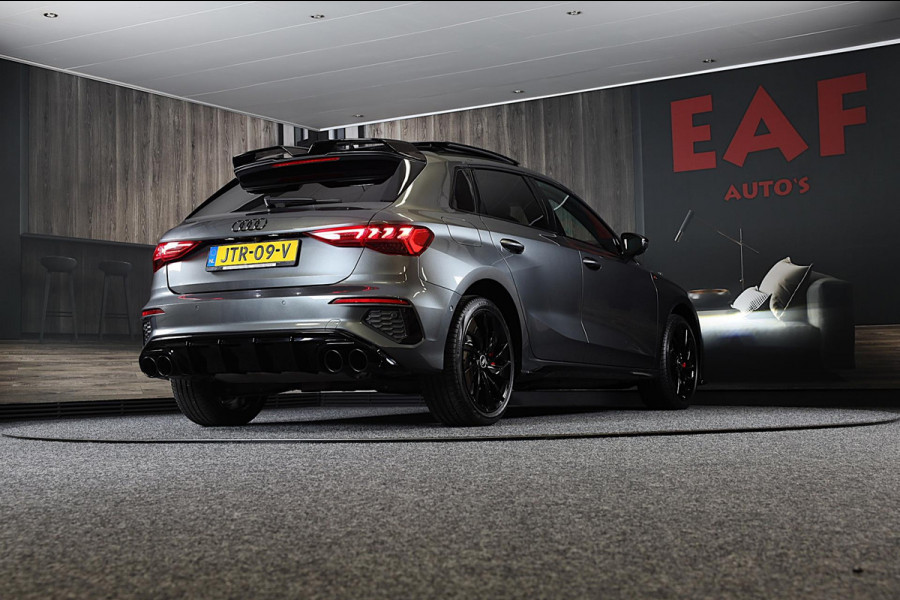 Audi A3 Sportback 45 TFSI e RS3 Look / 245 PK / RS Zetels / B & O / Head Up / 360 Camera / Virtual Cockpit / Open Pano / Matrix