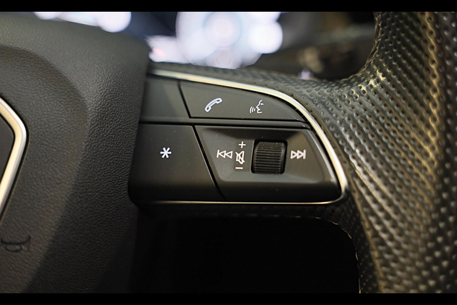 Audi A3 Sportback 45 TFSI e RS3 Look / 245 PK / RS Zetels / B & O / Head Up / 360 Camera / Virtual Cockpit / Open Pano / Matrix