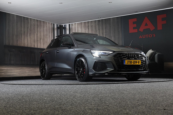 Audi A3 Sportback 45 TFSI e RS3 Look / 245 PK / RS Zetels / B & O / Head Up / 360 Camera / Virtual Cockpit / Open Pano / Matrix