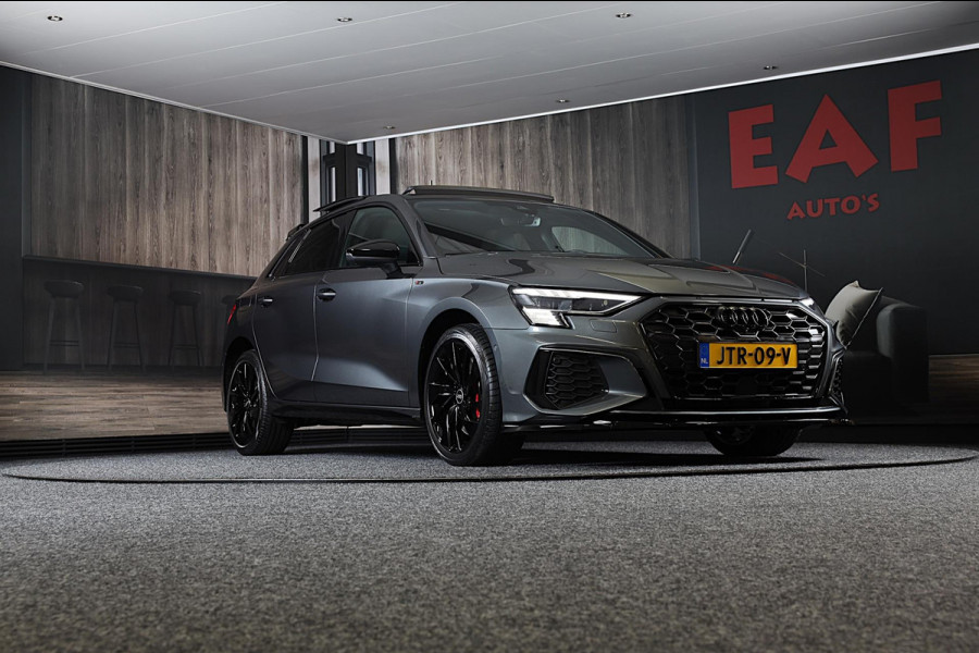 Audi A3 Sportback 45 TFSI e RS3 Look / 245 PK / RS Zetels / B & O / Head Up / 360 Camera / Virtual Cockpit / Open Pano / Matrix