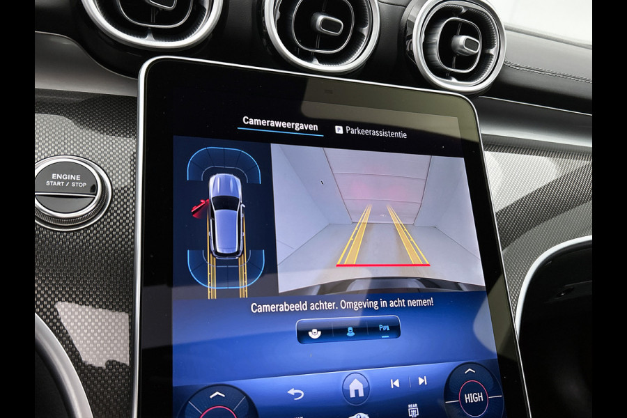 Mercedes-Benz C-Klasse Estate 300 e Star Edition LIMITED AMG | Night Pakket | Panorama Schuif-Kanteldak | Distronic | Apple CarPlay | Sfeerverlichting | Memory voorstoelen. Inclusief 24 maanden MB Certified garantie voor Europa.