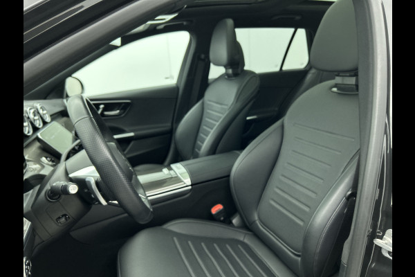 Mercedes-Benz C-Klasse Estate 300 e Star Edition LIMITED AMG | Night Pakket | Panorama Schuif-Kanteldak | Distronic | Apple CarPlay | Sfeerverlichting | Memory voorstoelen. Inclusief 24 maanden MB Certified garantie voor Europa.