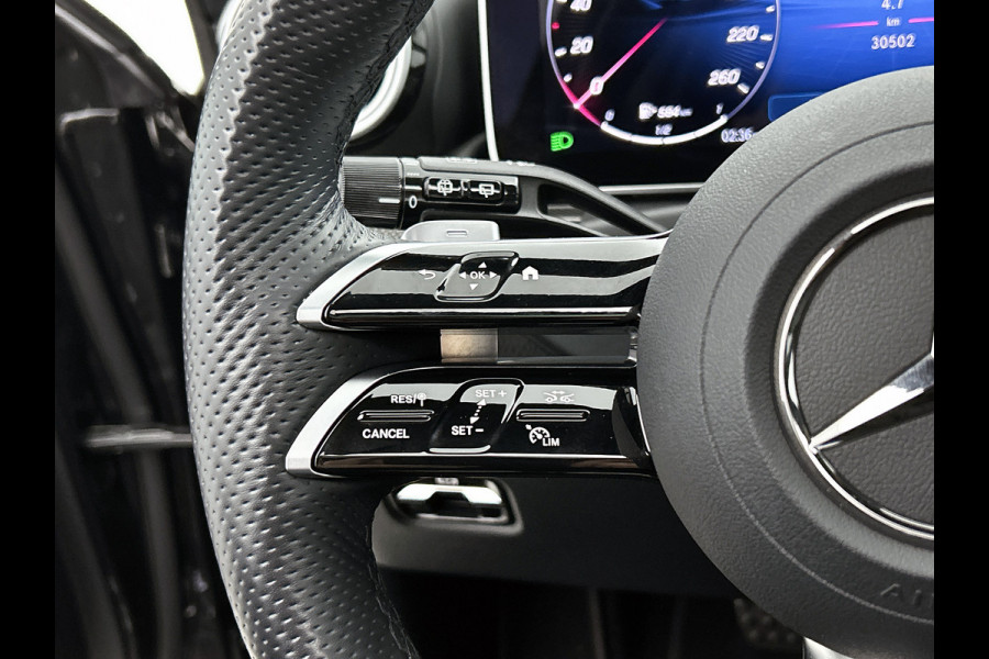 Mercedes-Benz C-Klasse Estate 300 e Star Edition LIMITED AMG | Night Pakket | Panorama Schuif-Kanteldak | Distronic | Apple CarPlay | Sfeerverlichting | Memory voorstoelen. Inclusief 24 maanden MB Certified garantie voor Europa.