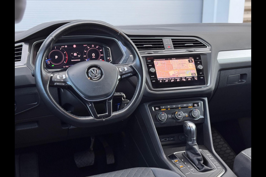 Volkswagen Tiguan 1.5 TSI ACT Highline Business R Virtual/AppleCarPlay