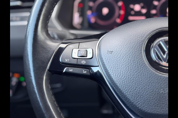 Volkswagen Tiguan 1.5 TSI ACT Highline Business R Virtual/AppleCarPlay