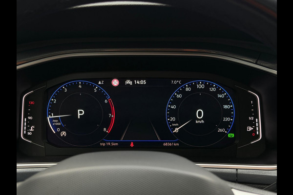 Volkswagen T-Roc 1.5 TSI Style CarPlay Panorama