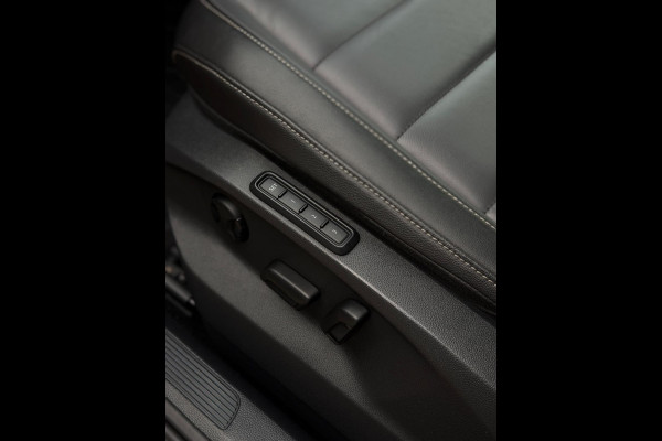 Volkswagen T-Roc 1.5 TSI Style CarPlay Panorama