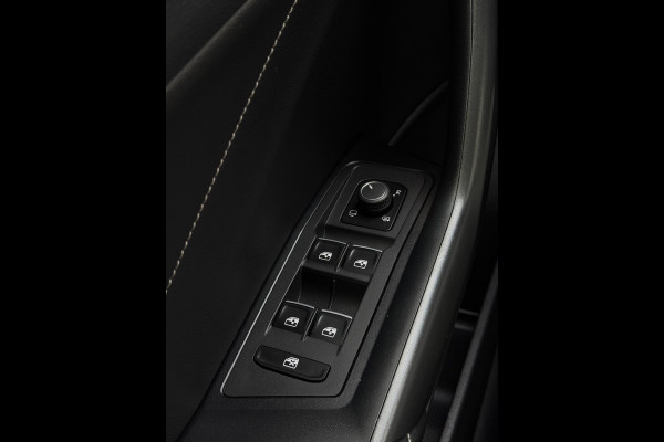 Volkswagen T-Roc 1.5 TSI Style CarPlay Panorama