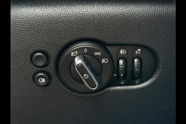 MINI Cooper 1.5 Camden CarPlay Camera