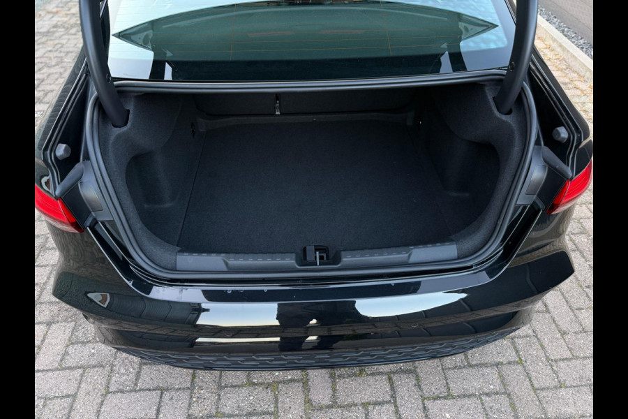 Audi A3 Limousine 35 TFSI Edition 150 PK Facelift