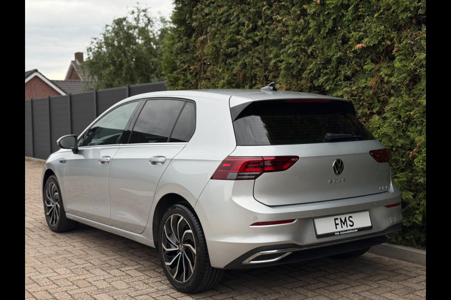 Volkswagen Golf 1.5 eTSI Style Edition Camera CarPlay