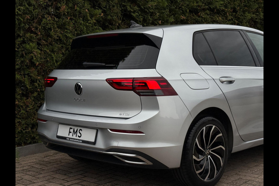 Volkswagen Golf 1.5 eTSI Style Edition Camera CarPlay