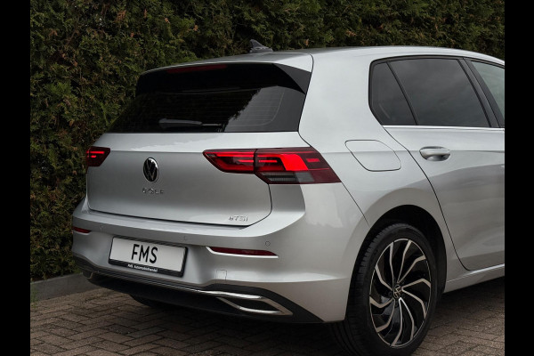 Volkswagen Golf 1.5 eTSI Style Edition Camera CarPlay