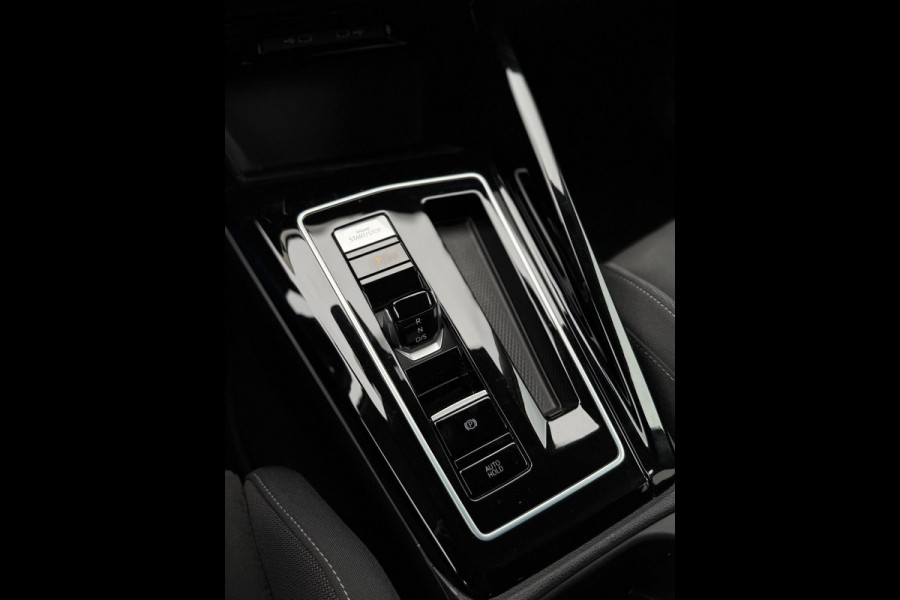 Volkswagen Golf 1.5 eTSI Style Edition Camera CarPlay