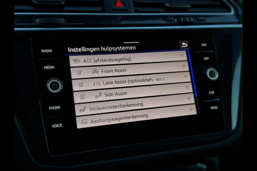 Volkswagen Tiguan 1.5 TSI Elegance CarPlay Camera