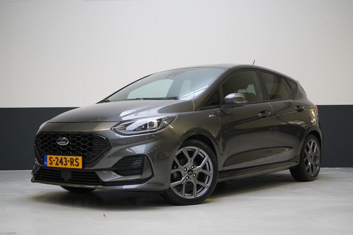 Ford Fiesta 1.0 EcoBoost Hybrid Active X | Navigatie | Stoelverwarming | Stuurverwarming | Sportstuur | Privacy glass