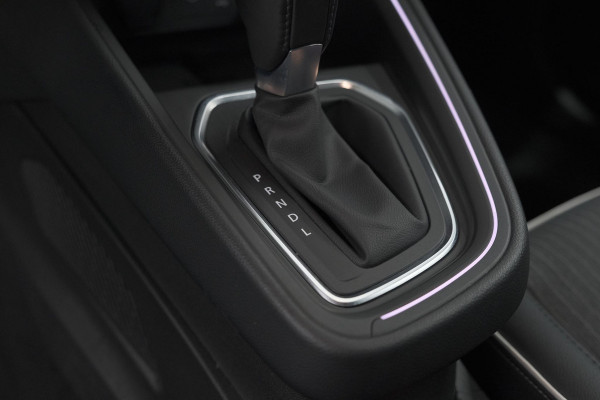 Renault Clio TCe 100 EDC Intens | Trekhaak | 360 Camera | Dodehoekdetectie | Stoelverwarming