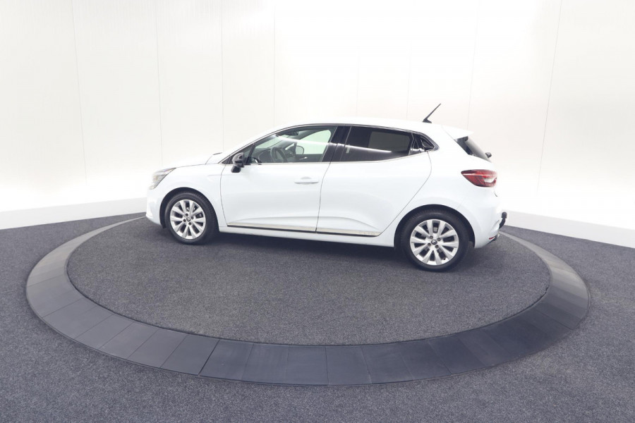Renault Clio TCe 100 EDC Intens | Trekhaak | 360 Camera | Dodehoekdetectie | Stoelverwarming