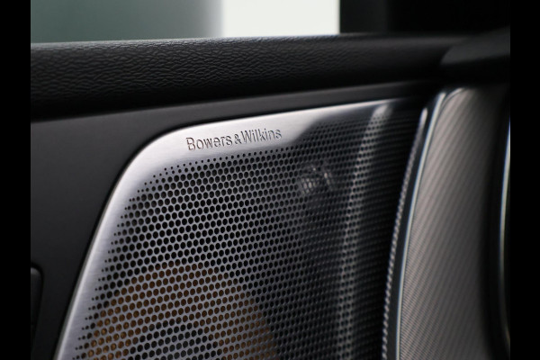 Volvo XC60 2.0 T8 T.E. 390 PK AWD R-DESIGN + BOWERS & WILKINS | 22 INCH | TREKHAAK | 360 CAMERA | PANORAMA | VOL-LEDER