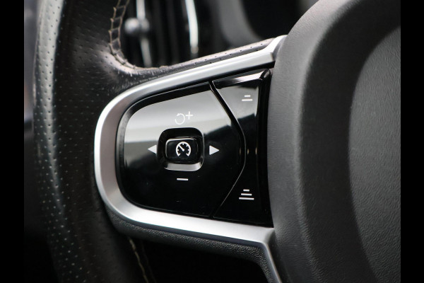 Volvo XC60 2.0 T8 T.E. 390 PK AWD R-DESIGN + BOWERS & WILKINS | 22 INCH | TREKHAAK | 360 CAMERA | PANORAMA | VOL-LEDER
