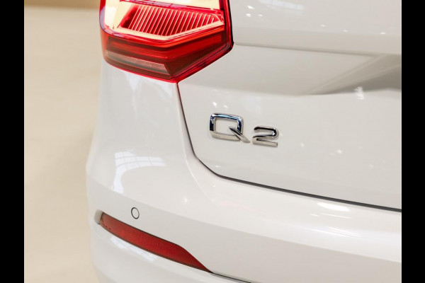 Audi Q2 30 TFSI 2x S-line / 116pk / Trekhaak / Cruise control / Clima