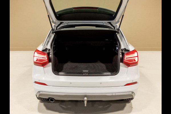 Audi Q2 30 TFSI 2x S-line / 116pk / Trekhaak / Cruise control / Clima